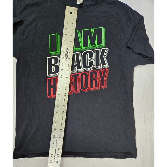 I am Black History Men’s Graphic Tee Large - Picture 3 of 5